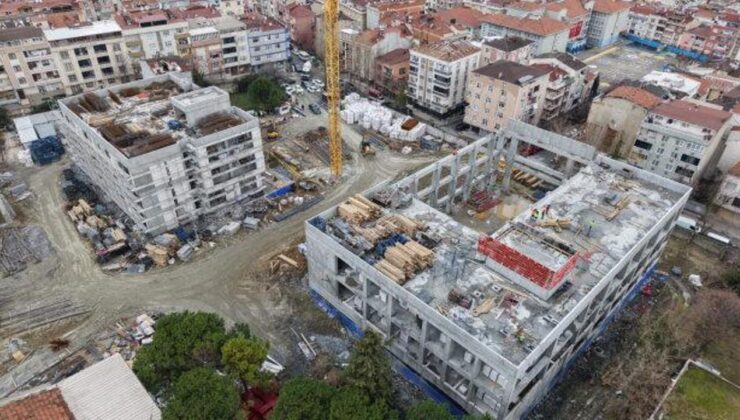 Bağcılar’da eğitime büyük destek! Aynı anda 7 okul birden!