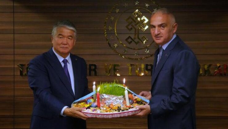 Bakan Ersoy, TÜRKSOY heyeti ile nevruzda bir araya geldi