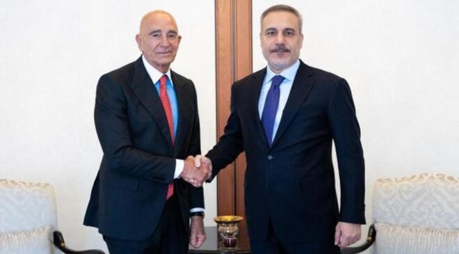 Bakan Fidan, ABD’nin Ankara Büyükelçisi Barrack’ı kabul etti