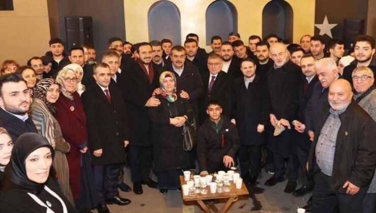 Bakanlar Akın Gürlek ve Yusuf Tekin ateş başında vatandaşlarla buluştu