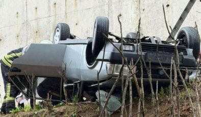 Bartın’da korkutan kaza: Otomobil istinat duvarından uçtu