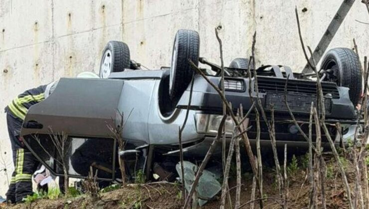 Bartın’da korkutan kaza: Otomobil istinat duvarından uçtu