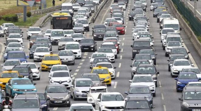 Bayramda yola çıkacak sürücüler dikkat! Emniyetten uyarı geldi