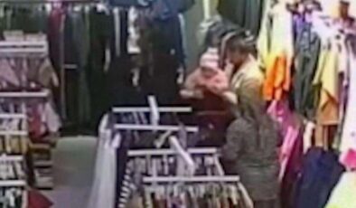 Bebeği heimlich manevrasıyla kurtardı