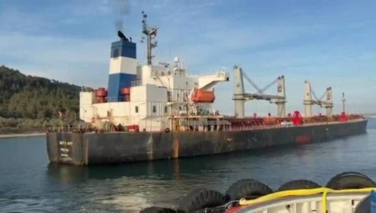 Çanakkale Boğazı’nda karaya oturan gemi kurtarıldı