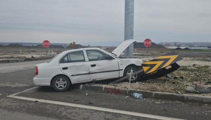 Çorum’da iki otomobil çarpıştı: 6 yaralı