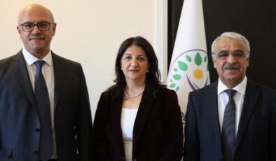 DEM Parti heyeti İmralı görüşmesi sonrası Öcalan’ın mesajını paylaştı