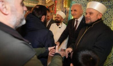 Enderun teravih geleneği Ümraniye’de yaşatılıyor