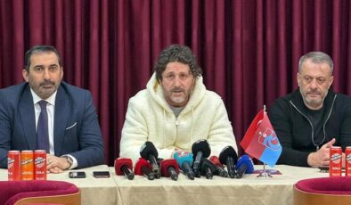 Fatih Tekke: Bu ekip alkışı hak etti ve etmeye devam ediyor