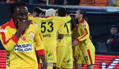 Galatasaray’da Nhaga sevinci! Okan Buruk’un planı ortaya çıktı