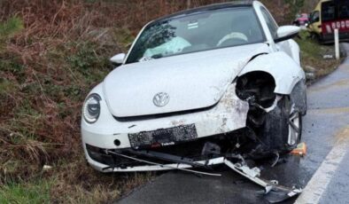 Hatalı sollama zincirleme kazaya neden oldu: 1 ölü, 4 yaralı