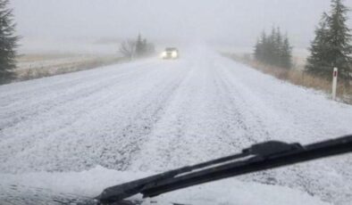 Haymana-Polatlı yolu beyaza büründü