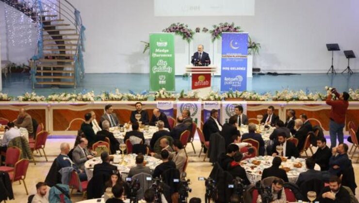 İHH ve İletişim Platformu basın mensuplarıyla iftarda buluştu