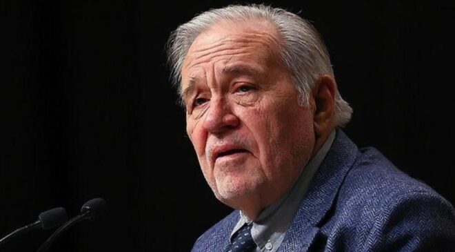 İlber Ortaylı entübe edildi