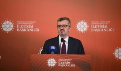 İletişim Başkanı Duran, iftarda basın mensupları ile bir araya geldi