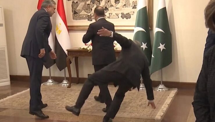 İslamabad’daki kritik zirvede Pakistanlı bakan yere düştü
