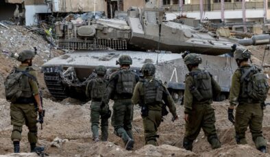 İsrail ordusu zorda! Yarım asırdır depolarda tutulan mühimmatları kullanmaya başladılar