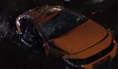 İstanbul’da taksi su kanalına uçtu: 3 ölü