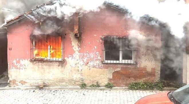 Kağıthane’de ev yangını: 1 kişi hayatını kaybetti!