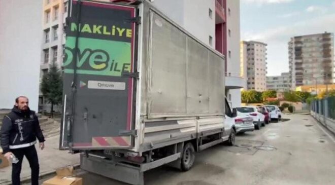 Kamyonetten çıktı: Tam 4 milyon 500 bin adet!