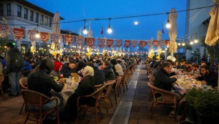 Koç Üniversitesi’nde öğrenciler Filistin iftarında buluştu