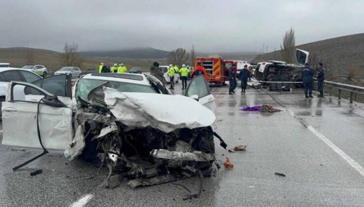Konya’da korkunç kaza: Baba ve oğlu öldü, 4 kişi yaralandı!