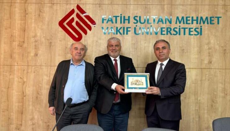 Mahmut Bıyıklı FSMÜ’de ‘İstiklâl Şairi Mehmet Âkif Ersoy’u’ anlattı