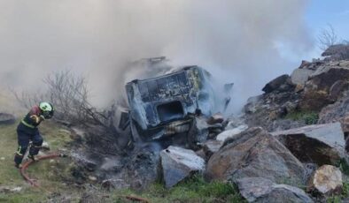 Mazot dolu tanker devrilip yandı! Sürücü feci şekilde can verdi