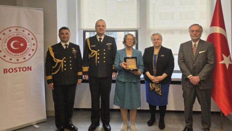 MSB’den NASA’da çalışan Türk asıllı Kumrucu’ya plaket