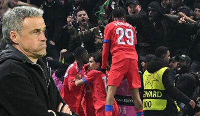 (ÖZET) Paris Saint-Germain yıldızlarıyla güldü! Adını çeyrek finale yazdırdı | Chelsea – PSG maç sonucu: 0-3