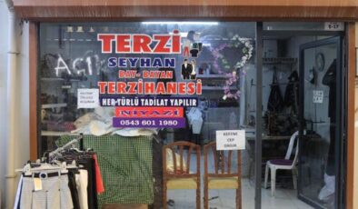 Pazarlık yapan müşterilerden bıktı, dükkanının camına yazı astı: Görenler şaşıp kalıyor!