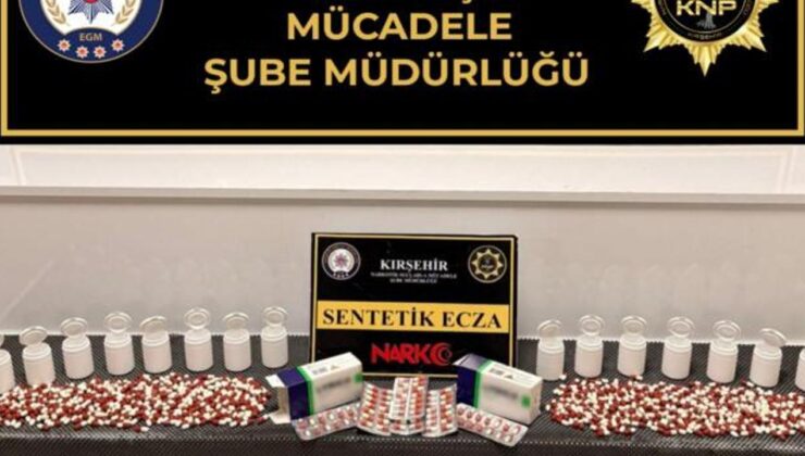 Polisin durdurduğu araçtan binlerce zehirli hap çıktı!