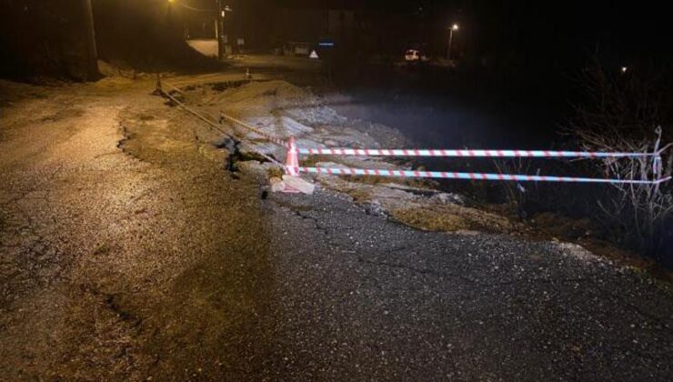 Sağanak nedeniyle yol çöktü, 11 köy ulaşıma kapandı