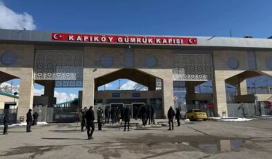 Türkiye-İran sınır kapılarında günübirlik yolcu geçişleri durduruldu