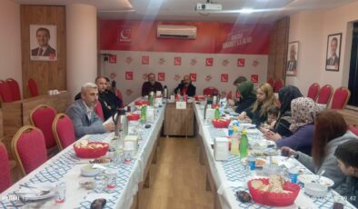 Ucuz konut vaadi mağdur etti:Vatandaşlar Saadet Partisi’ne başvurdu