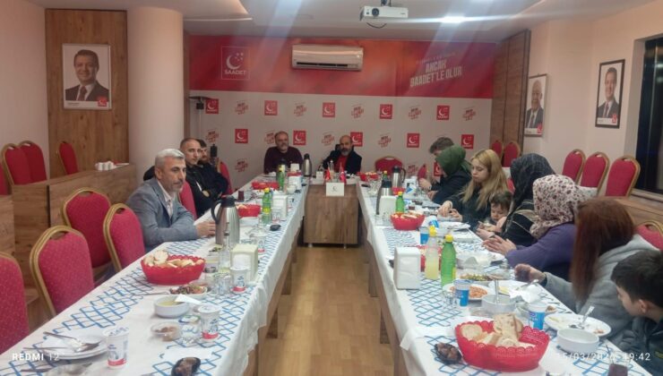 Ucuz konut vaadi mağdur etti:Vatandaşlar Saadet Partisi’ne başvurdu