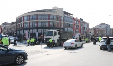 Yaşlı adam yolun karşısına geçerken hayatını kaybetti!