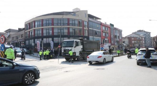 Yaşlı adam yolun karşısına geçerken hayatını kaybetti!