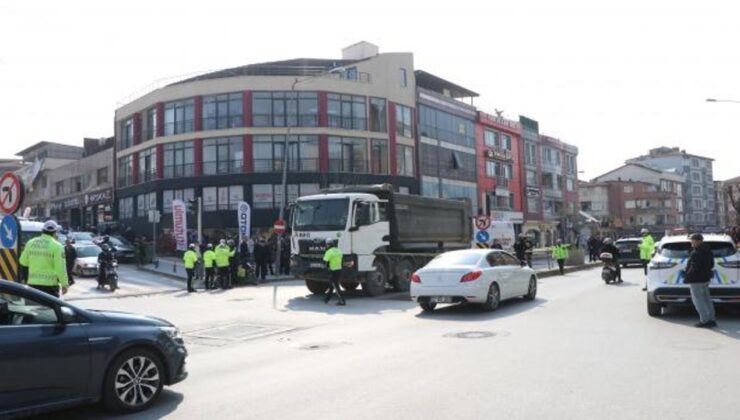 Yaşlı adam yolun karşısına geçerken hayatını kaybetti!