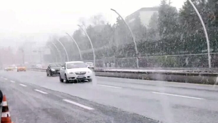 Ankara’ya lapa lapa kar yağdı