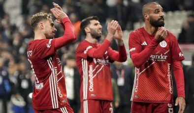 Antalyaspor deplasman galibiyetini unuttu