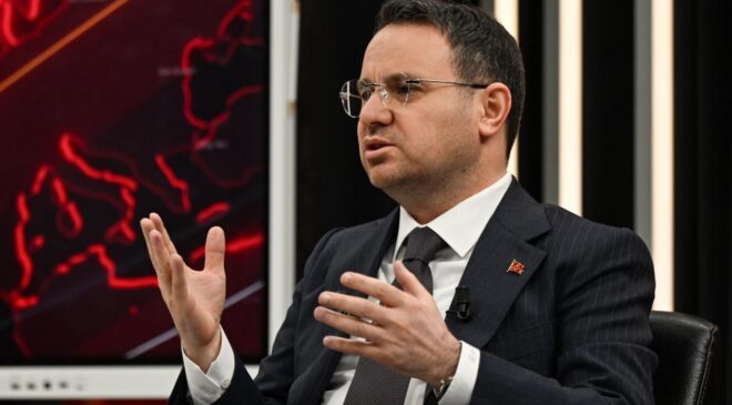 Bakan Gürlek: Savcılık parti ayırmadan işlem yapıyor