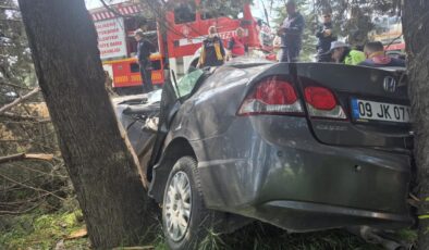 Balıkesir’de feci kaza! Devrilen otomobilin sürücüsü hayatını kaybetti