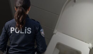Bir ilimiz bu olayı konuşuyor: Kadın polisi tuvalette gizlice kayda aldı