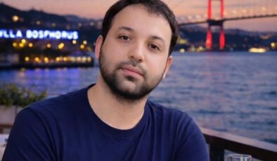Bursa’da bir öğretmen yurttaki odasında ölü bulundu