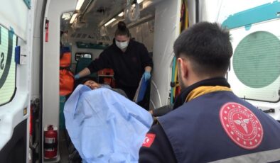 Çakmağını vermeyen kuzenini bıçaklayıp kaçtı