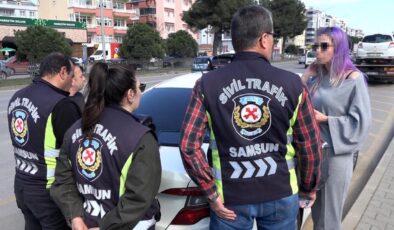 Ceza kesilen kadın korsan taksici, taşıdığı yolcuları suçladı!