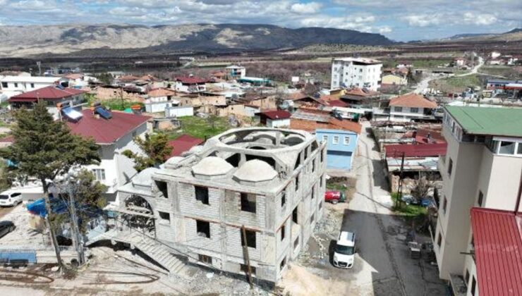Depremde yıkıldı, umutla yükseliyor: Balaban Çarşı Camii için gözler hayırseverlerde