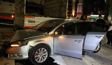 Elazığ’da pikap ile otomobil çarpıştı: 5 yaralı