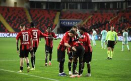 Gaziantep FK 3 maç sonra güldü